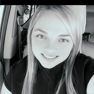 Meet your Posher, Lacey